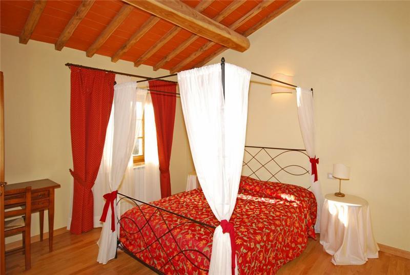 Villa in Tuscany, photograph 17