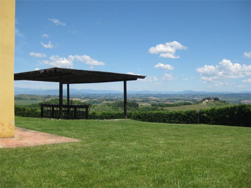 Villa in Tuscany, photograph 9
