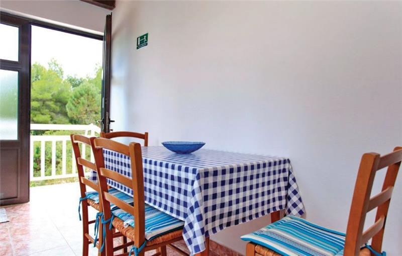 Beachfront villa in Lumbarda, photograph 13