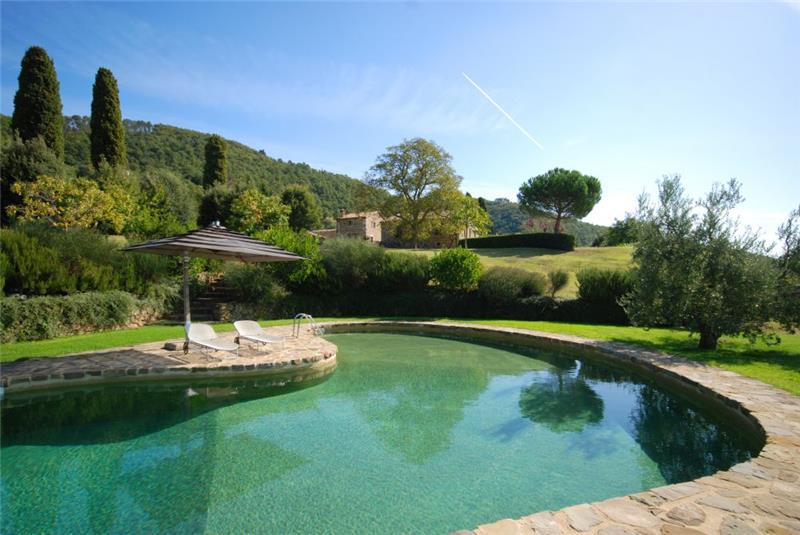 Villa in Tuscany, photograph 2