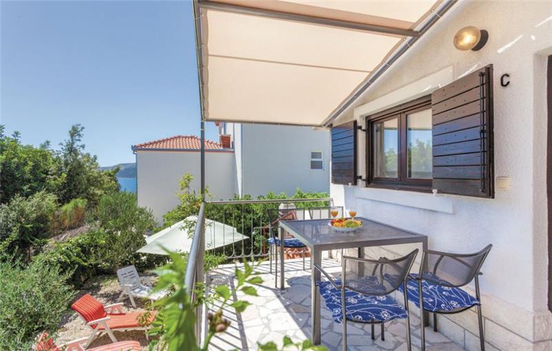 Sea-view villa in Ciovo, photograph 5