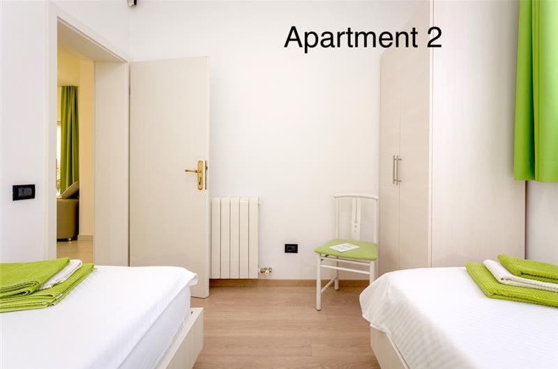 2 bedroom Seaside Apartments with pool in Medulin, Sleeps 4