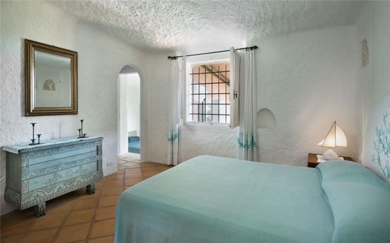 Sea-view villa in Sardinia, photograph 24