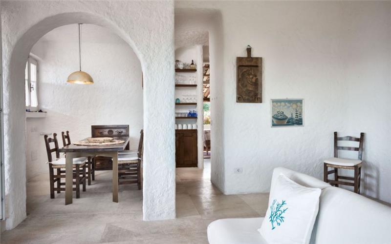 Sea-view villa in Sardinia, photograph 17