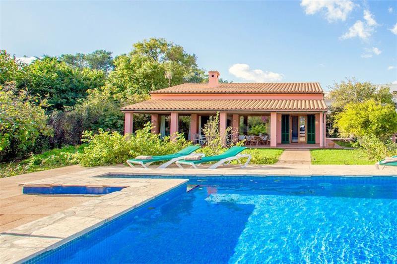 Villa in Mallorca, photograph 1