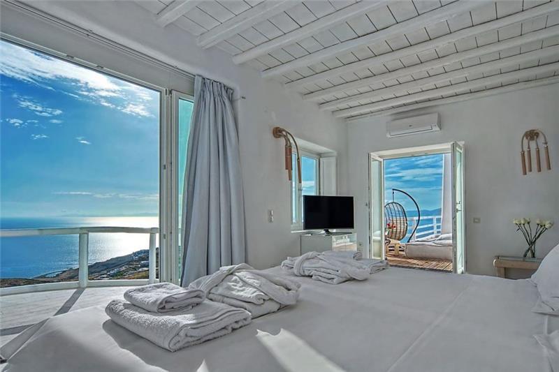 Sea-view villa in Fanari, photograph 14