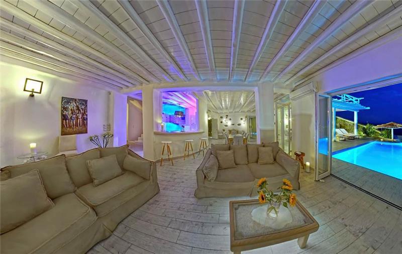 Sea-view villa in Fanari, photograph 9
