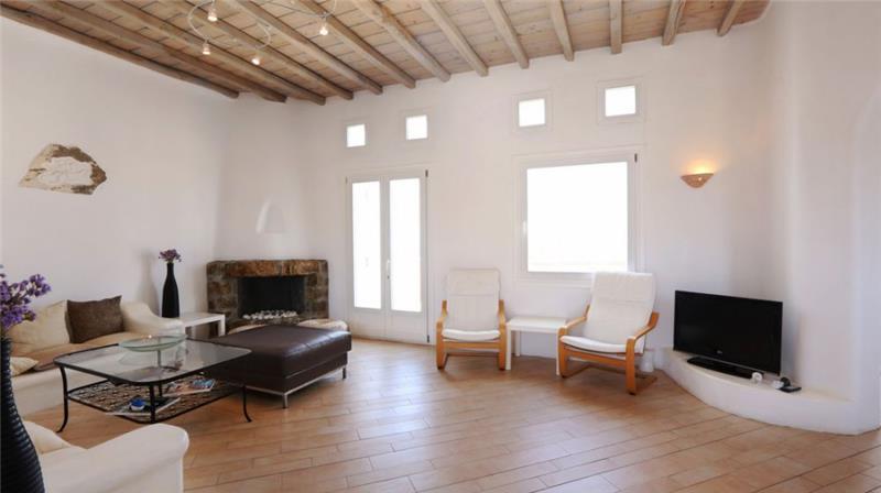 Sea-view villa in Super Paradise, photograph 7
