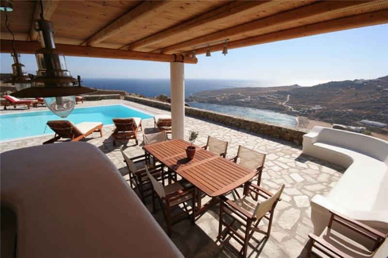 Sea-view villa in Super Paradise, photograph 4