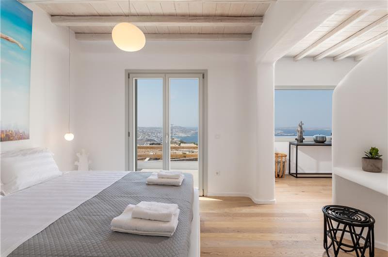 6 Bedroom Villa with Pool in Tourlos on Mykonos, Sleeps 12-15