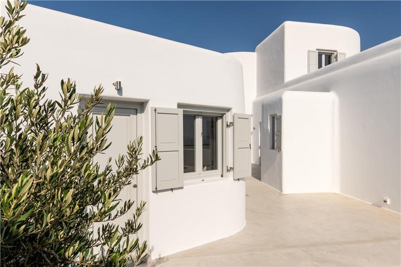 Sea-view villa in Tourlos, photograph 25