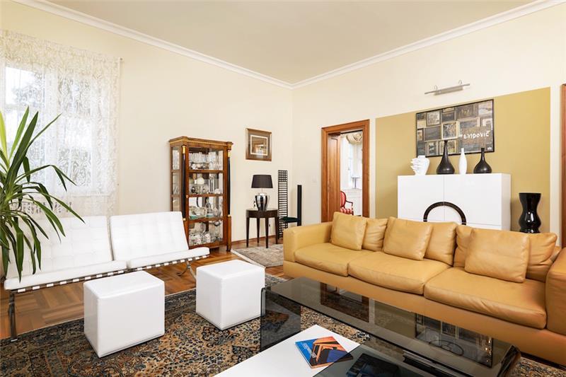 Beachfront villa in Split, photograph 15