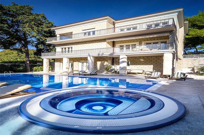Luxury Waterfront Villa with Pool in Split Sleeps 10