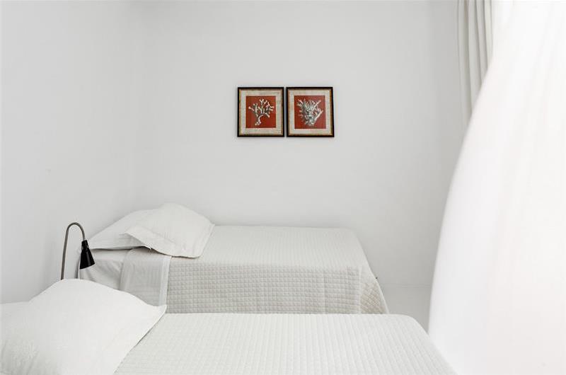 4 Bedroom Villa with Pool in Elia on Mykonos, Sleeps 8