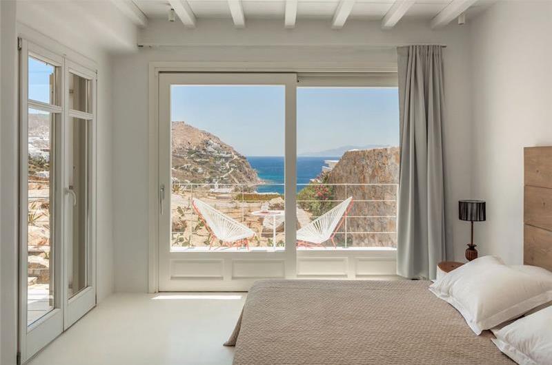 4 Bedroom Villa with Pool in Elia on Mykonos, Sleeps 8