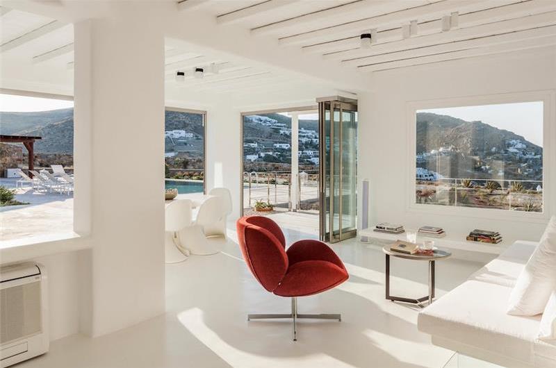 4 Bedroom Villa with Pool in Elia on Mykonos, Sleeps 8