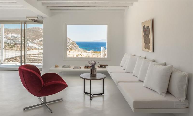 4 Bedroom Villa with Pool in Elia on Mykonos, Sleeps 8