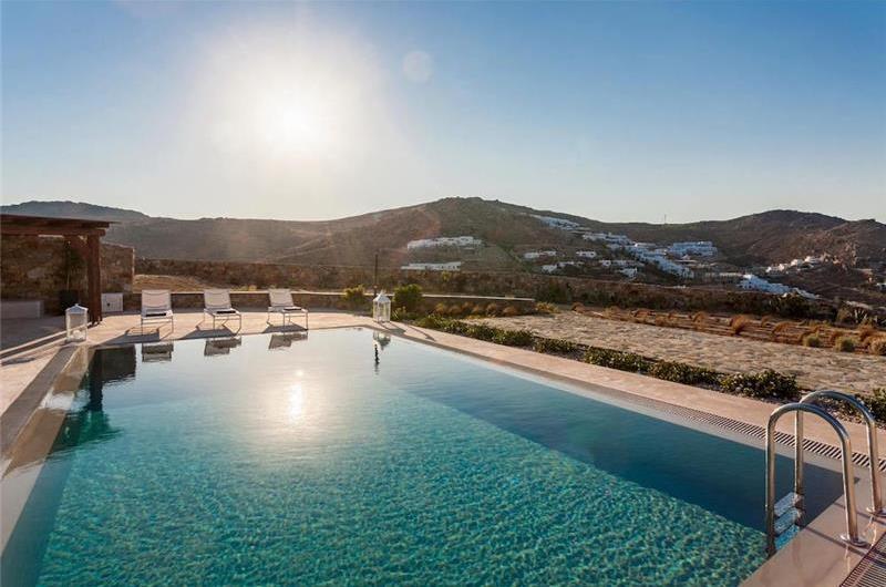 4 Bedroom Villa with Pool in Elia on Mykonos, Sleeps 8