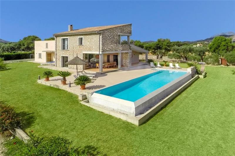 Villa in Mallorca, photograph 3
