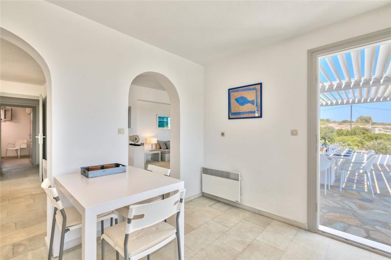 Sea-view villa in Santa Maria, photograph 18