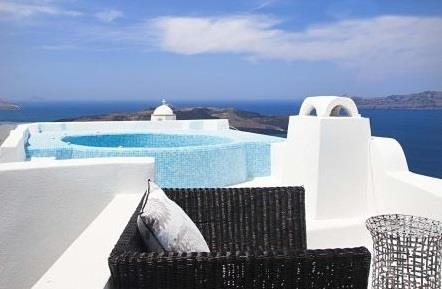 Sea-view villa in Fira, photograph 2