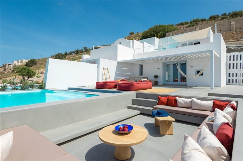 Sea-view villa in Pyrgos, photograph 5