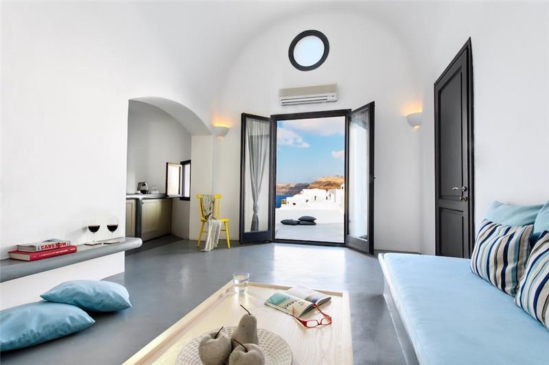 Sea-view villa in Akrotiri, photograph 2