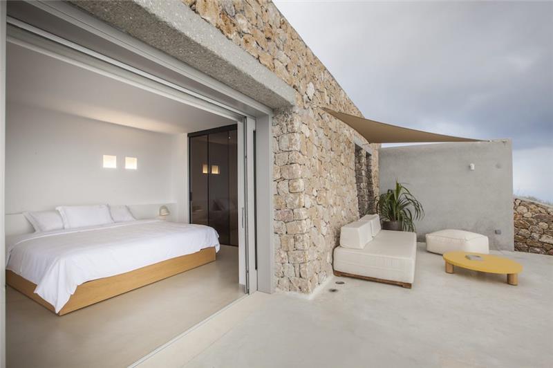Sea-view villa in Pyrgos, photograph 9
