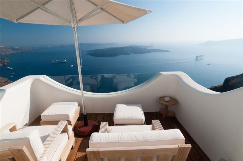 Sea-view villa in Imerovigli, photograph 4
