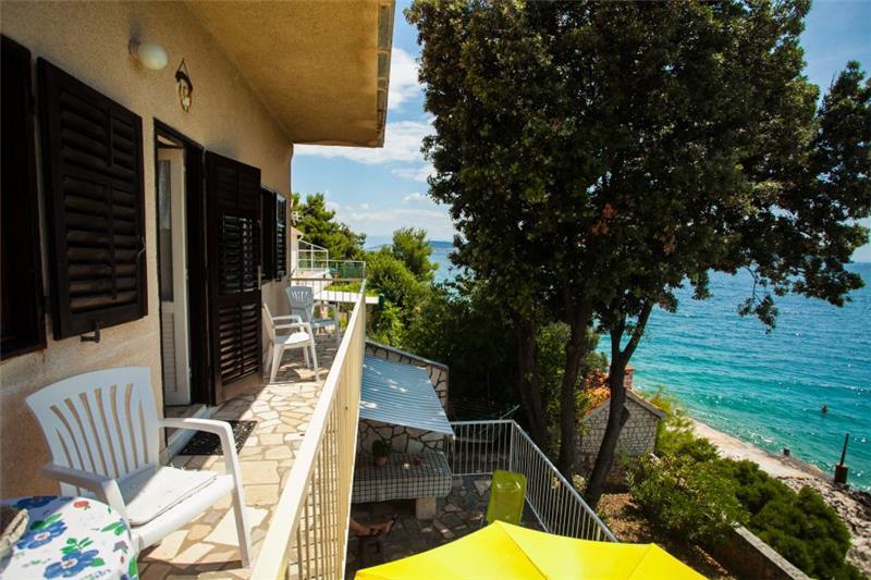 Beachfront villa in Seget Vranjica, photograph 17