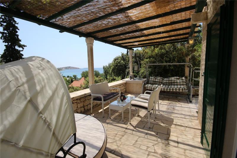 Beachfront villa in Sevid, photograph 4