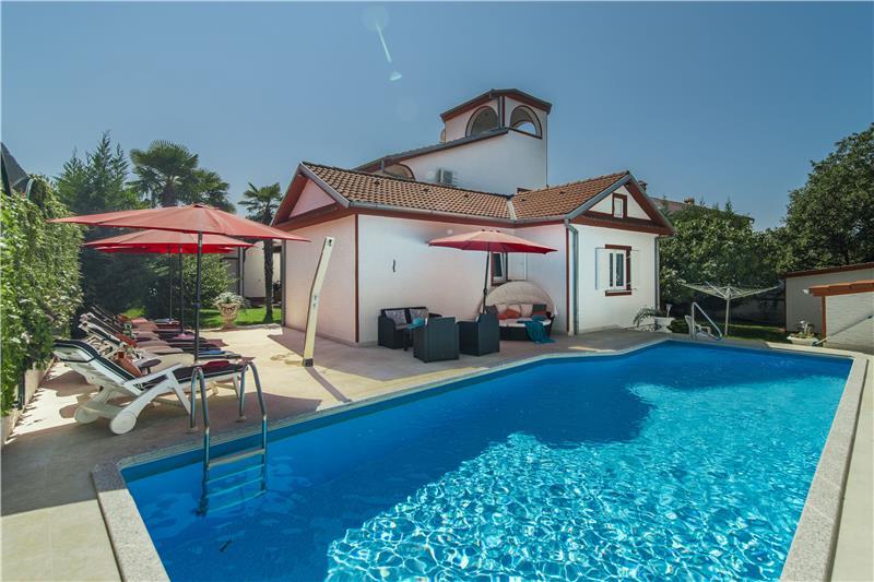 Villa in Porec, photograph 2