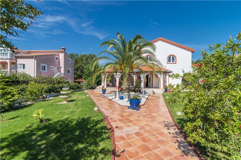 Villa in Porec, photograph 9