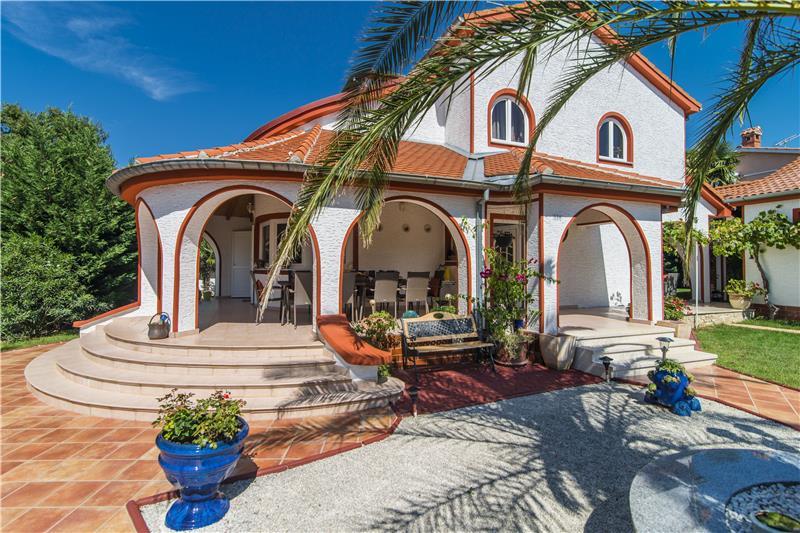 Villa in Porec, photograph 5