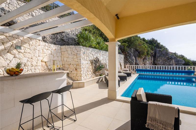 3 Bedroom Villa in Uvala Ljubljeva near Trogir, sleeps 6-7