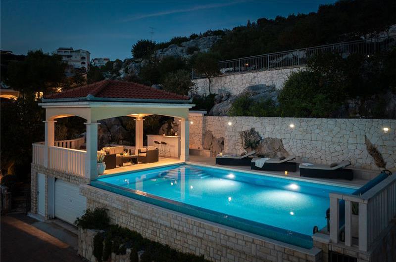 3 Bedroom Villa in Uvala Ljubljeva near Trogir, sleeps 6-7