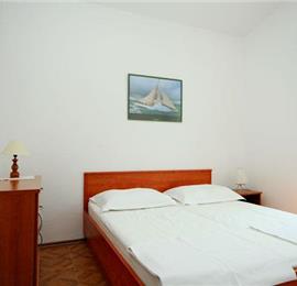 2 Bedroom Cottage with 1 Bedroom Annexe in Razanj, near Rogoznica, Sleeps 6