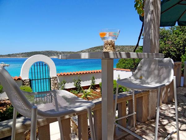 Beachfront villa in Kanice, photograph 3