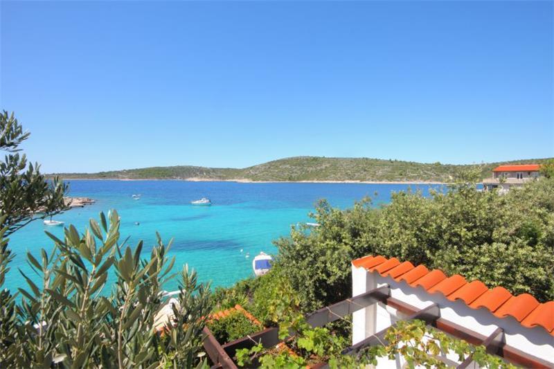 Beachfront villa in Kanice, photograph 9