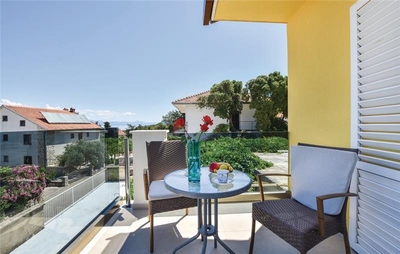 Sea-view villa in Jelsa, photograph 19