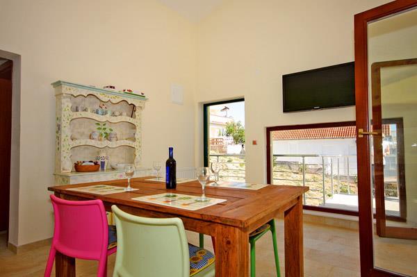 Sea-view villa in Vinisce, photograph 12
