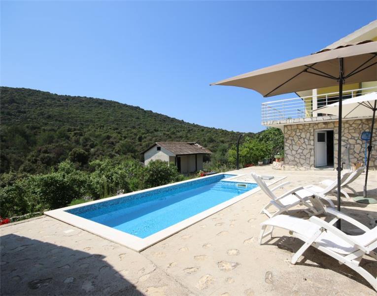 Sea-view villa in Vinisce, photograph 4