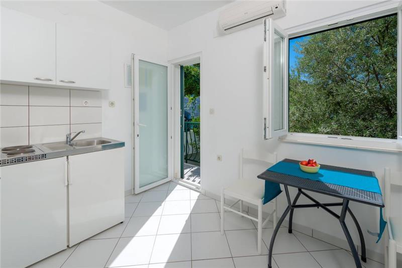 Beachfront villa in Ciovo, photograph 23