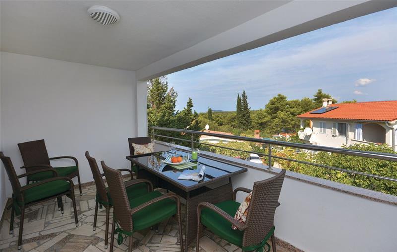 Villa in Stari Grad, photograph 4