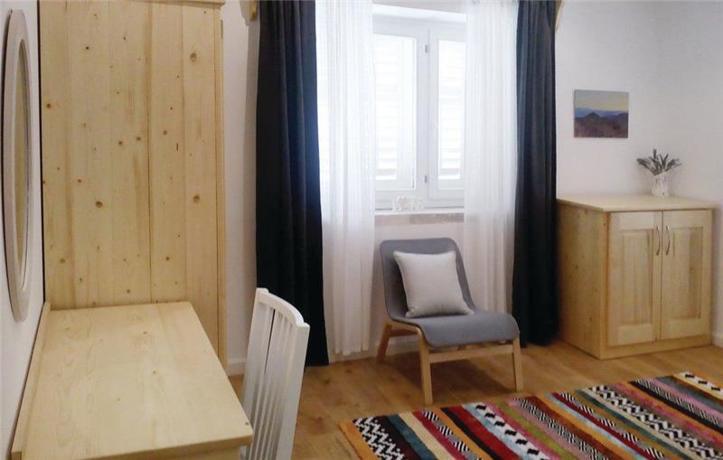 4 Bedroom Villa near Jelsa, Hvar Island, Sleeps 8