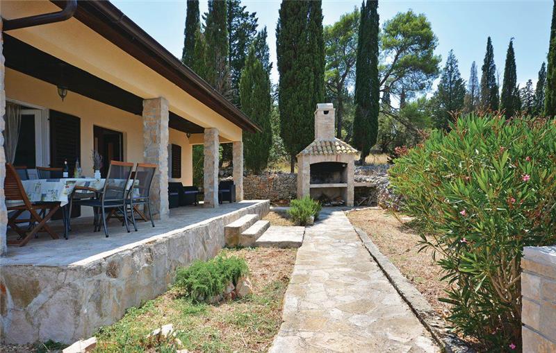 Sea-view villa in Hvar Town, photograph 14