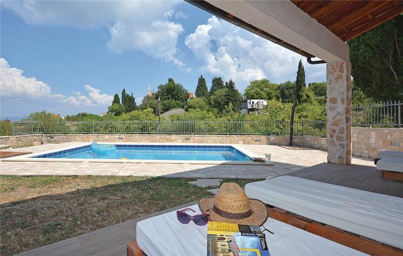 Sea-view villa in Hvar Town, photograph 2