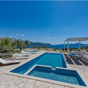 2 Bedroom Seafront Villa with Pool and Secluded Beach, Sleeps 4-5 