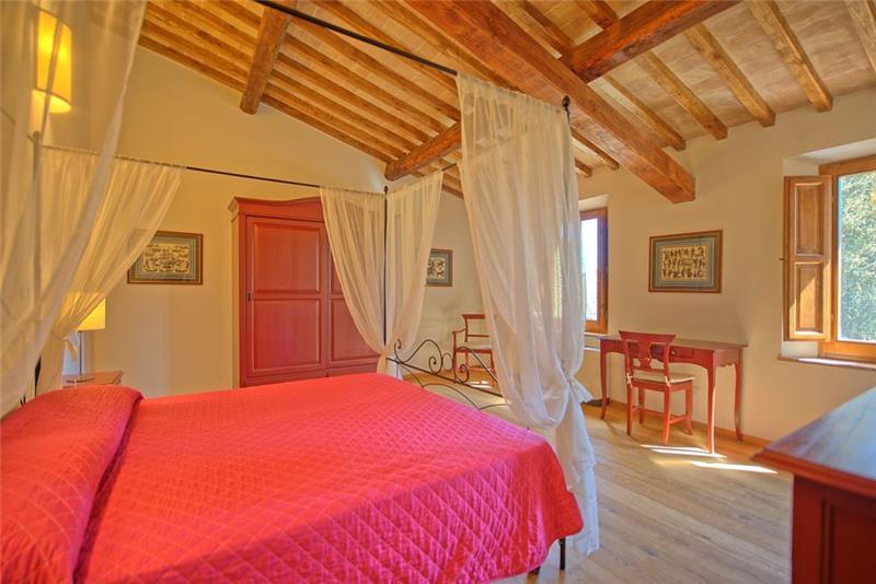Villa in Tuscany, photograph 13