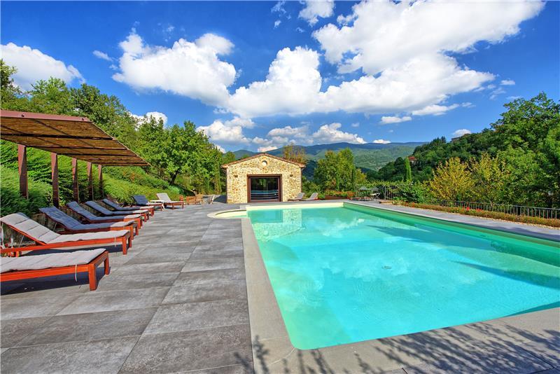 Villa in Tuscany, photograph 1
